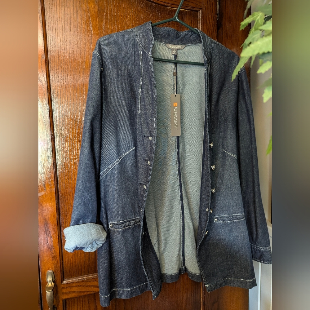 NWT Spanner Denim Jacket.    Sz 16
